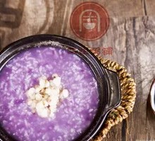 Coix Seed and Purple Sweet Potato Porridge
