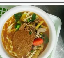 Six Fresh Pig's Trotter and Pork Cutlet Noodles