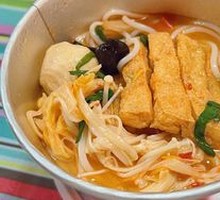 Chongqing Pickled Pepper Iron Pot Hot Pot Rice Noodles