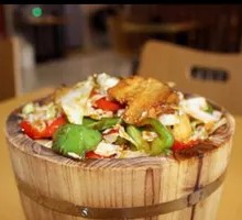 Cabbage Sichuan Pork Bucket Rice