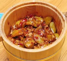 Minced Pork and Eggplant Bucket Rice