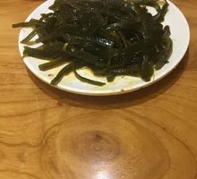 Thin seaweed strips