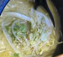 Crossing-the-bridge Rice Noodles