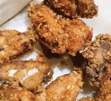 Plum-flavored Chicken Wings