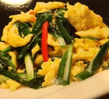 Stir-fried Eggs with Leeks