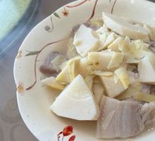 Bamboo Shoots with Salted Pork