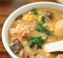 Freshly Sliced Pork Offal Rice Porridge