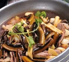 Braised Eel with Garlic and Salted Pork