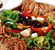 Cumin and Pig Kidney Salad