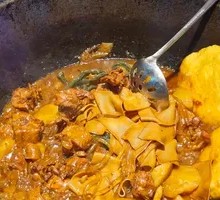 Stewed Chicken in Iron Pot