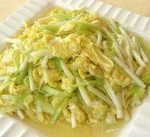 Garlic Yellow Stir-Fried Egg