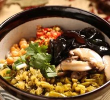 Three Delicacies Noodle Salad