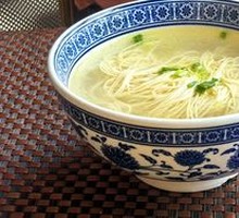 White Soup Noodles