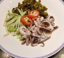 Snow Cabbage and Octopus
