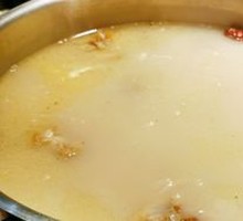 Nourishing Lamb Bone Soup Pot