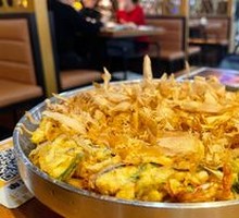 Dancing Seafood Pancake