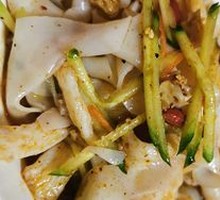 Cold Noodles with Beef Tendon and Two Ginsengs