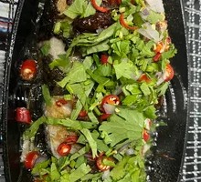 Sautéed Crucian Carp on Iron Plate