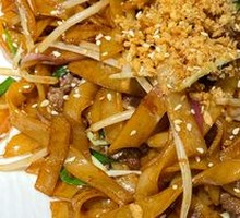 Dry-Fried Beef Rice Noodles