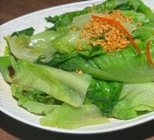 Steamed Bok Choy in White Sauce