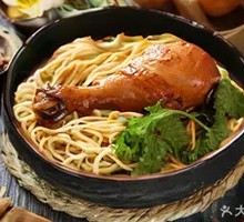 Braised Chicken Leg Noodles