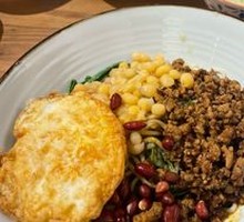 Pea and Meat Sauce Noodles