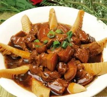 Bamboo Shoots Braised Pork
