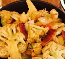 Spicy Stir-Fried Organic Cauliflower
