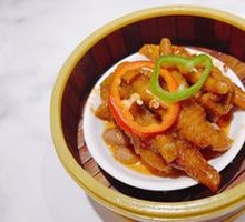Steamed Chicken Feet with Flavorful Sauce