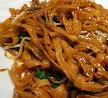 Dry-Fried Beef Rice Noodles
