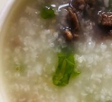 Beef Rice Porridge with Freshly Cooked Beef