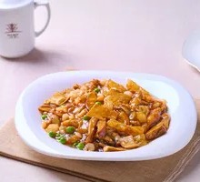 Mixed Noodles with Wheat Gluten Stew