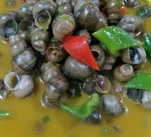 Threaded Snail Stir-fry