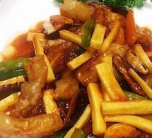 Two Winters Pig's Trotter