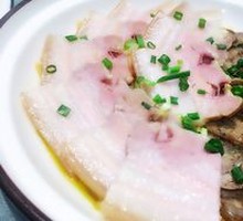 Steamed Sausage with Salted Pork