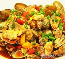 Spicy Stir-Fried Clams