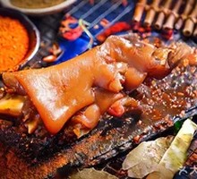 Special Roasted Pig Trotters