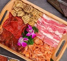 Signature Six-Platter Value Meal