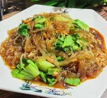 Stir-Fried Noodles with Meatballs