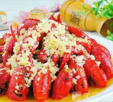 Signature Garlic-Style Crawfish and Large Shrimp