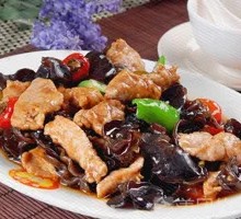 Wood Ear Mushroom and Pork Slices