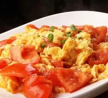 Tomato and Egg Stir-Fry