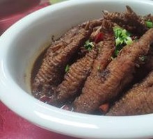 Braised Chicken Feet with Tiger Skin