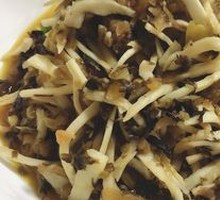 Bamboo Shoots with Preserved Mustard Greens