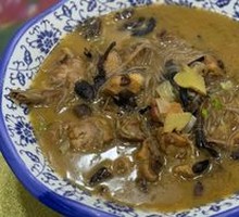 Chicken Stewed with Mushrooms