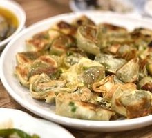 Pan-fried Dumplings