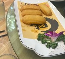 Braised Fish Head with Crispy Dough Stick