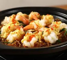 Garlic Shrimp with Rice Noodles