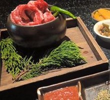 Xiang-style Zhan Shu Pepper Beef Ribs