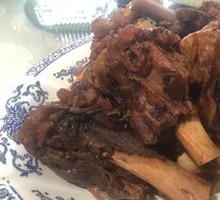 Sauce-Flavored Pork Bones